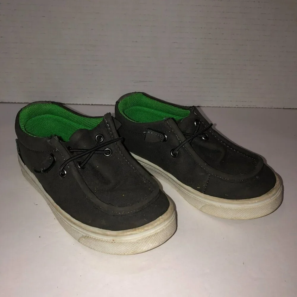 Oomphies Boys Toddler Size 10 Charcoal Gray Parker Chukka Casual Shoes